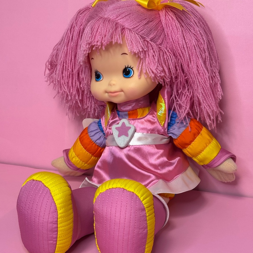 16" Hallmark Tickled Pink Rainbow Brite Retro style Doll Soft Plush 2017 NEW - Picture 4 of 11
